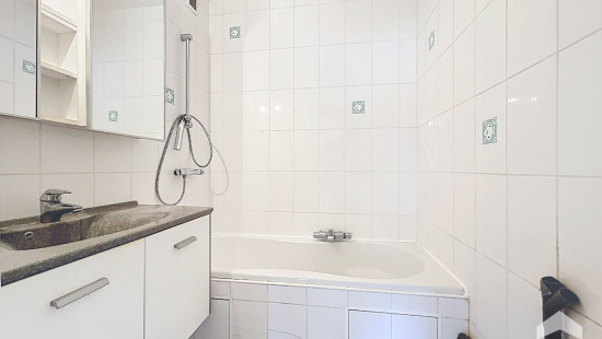 Avenue des Anciens Combattants - 105 - - 1140