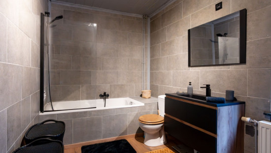 Rue du Congo - 12 - - 5580