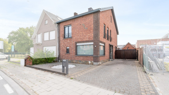 Leugestraat - 16 - - 9200