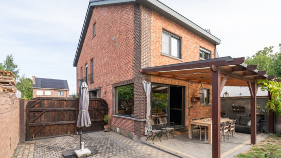 Leugestraat - 16 - - 9200