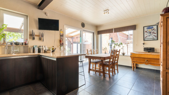 Leugestraat - 16 - - 9200