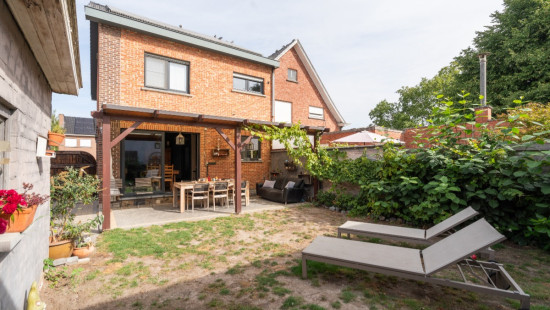 Leugestraat - 16 - - 9200