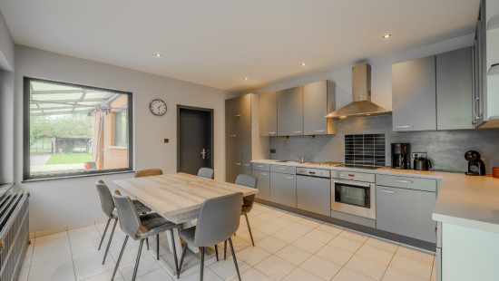 Rue de l'Arbre Saint-Michel - 347 - - 4400