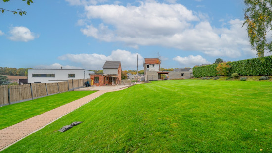 Rue de l'Arbre Saint-Michel - 347 - - 4400