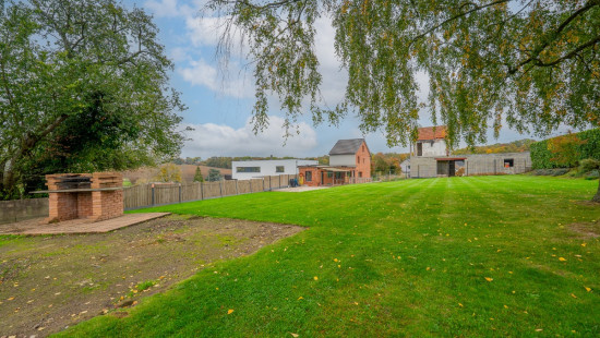 Rue de l'Arbre Saint-Michel - 347 - - 4400