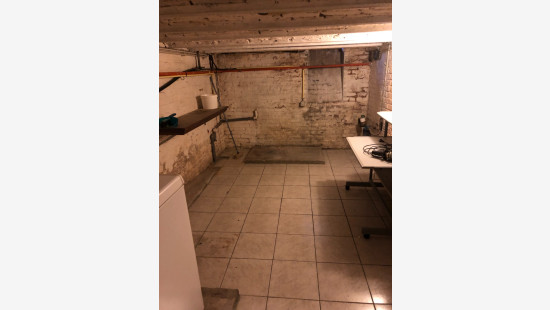 Rue Arthur Descamps - 77 - - 7340