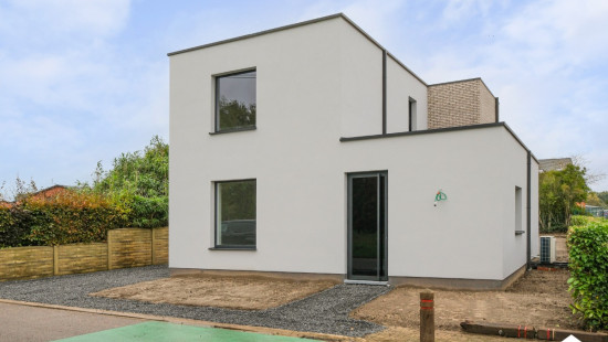 Pastoor Brissacstraat - 19 - - 3271