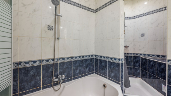 Heistraat - 142 - - 9100