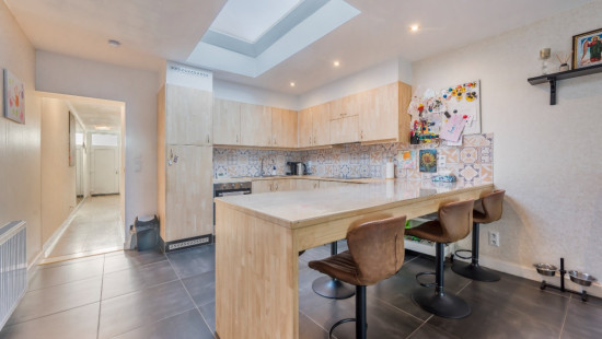 Heistraat - 142 - - 9100