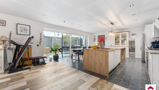 oostrozebekestraat - 206 - - 8760