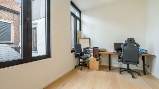 Oeverstraat - 4 - C - 9140