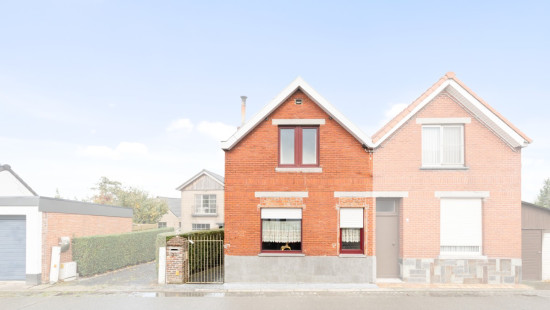 Staakstraat - 21 - - 9960