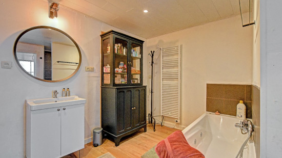 Hellekens - 8 - - 3390