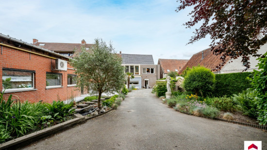 Stationsstraat - 231 - - 9880