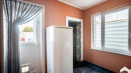 Dokter Jozef Kluyskensstraat - 36 - - 9300