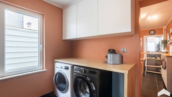 Dokter Jozef Kluyskensstraat - 36 - - 9300