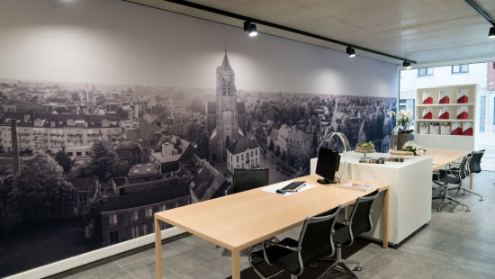 Markt - 70 - 1 - 2400