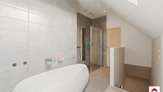 Ninoofsesteenweg - 886 - - 1703