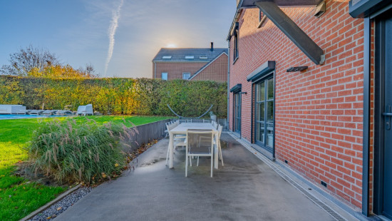 Rue Rochamps - 8 - - 4540