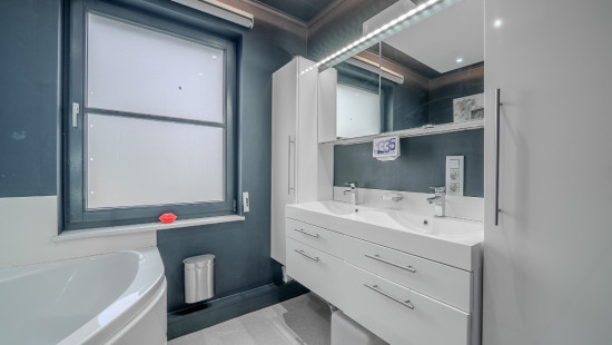 Rue Rochamps - 8 - - 4540