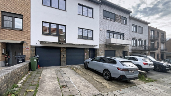 Rue du Centre - 34 - - 4420