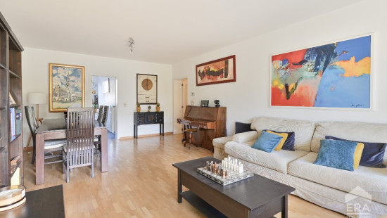 Avenue Hergé - 27 - - 1050