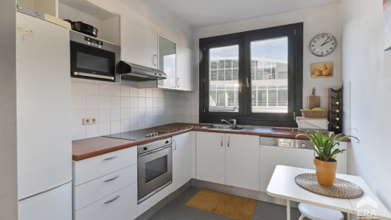 Avenue Hergé - 27 - - 1050