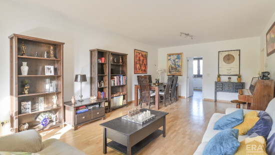 Avenue Hergé - 27 - - 1050