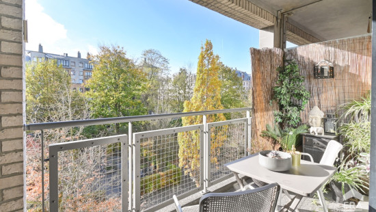 Avenue Hergé - 27 - - 1050