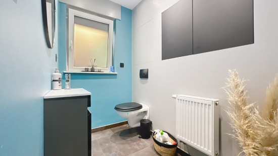 Rue du Centre - 34 - - 4420