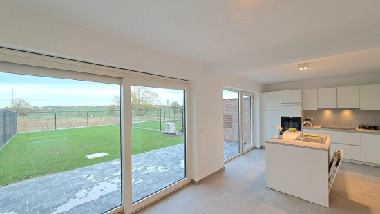 Pieter Breughelstraat - 9 - - 8550