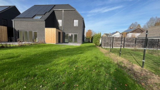 Ti Van Schellestraat - 16 - - Lot 101 - 2323