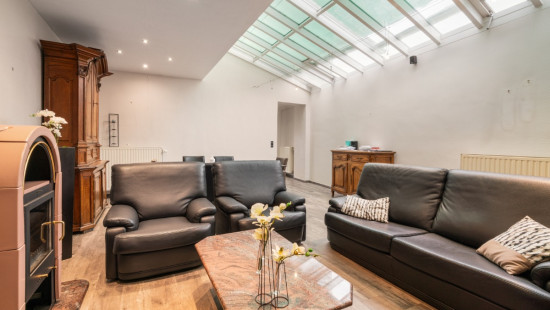 Burchtdam - 104 - - B 1298 00 C 000 - 9400