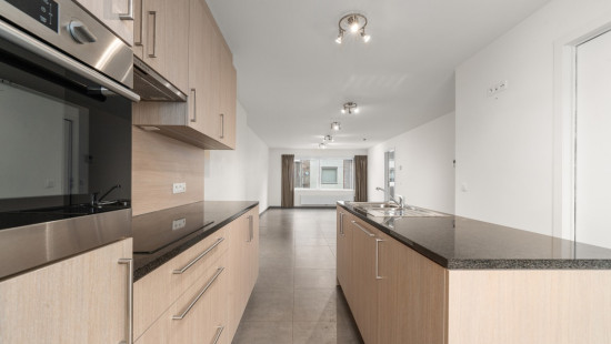 Hoogstraat - 5 bus 4 - - 9960