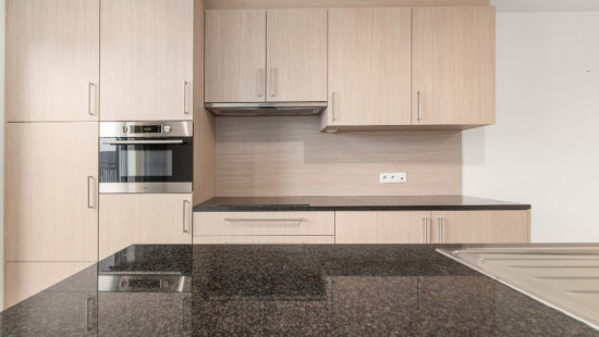 Hoogstraat - 5 bus 4 - - 9960