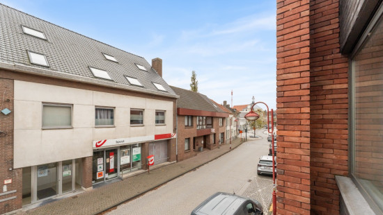 Hoogstraat - 5 bus 4 - - 9960