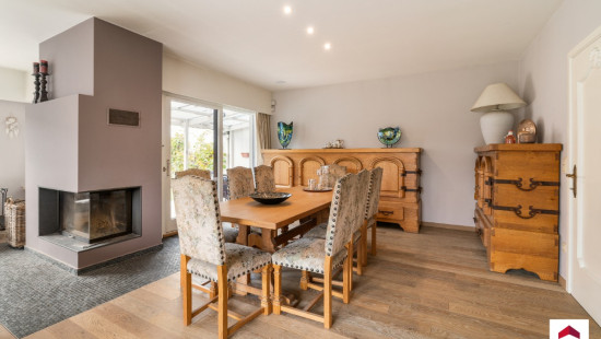 Museumstraat - 28 - - 9881