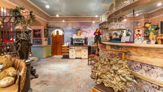 Zeedijk - 2 - - 8380