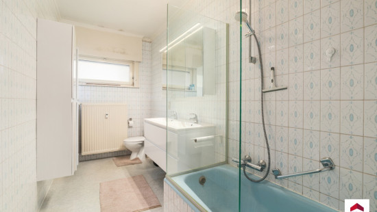 Museumstraat - 28 - - 9881