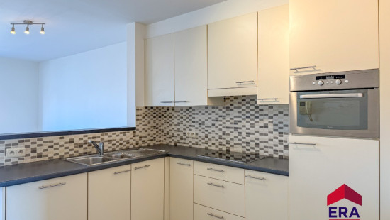 Veemarkt - 8 - bus 2 - 3300