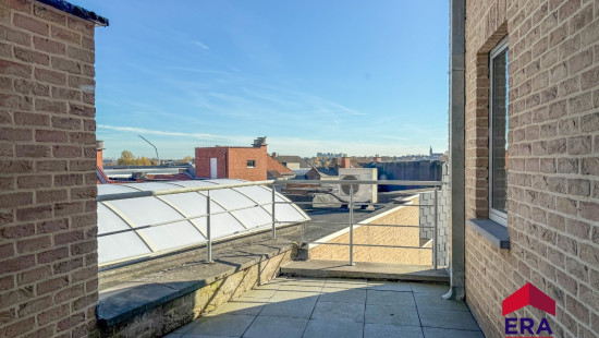 Veemarkt - 8 - bus 2 - 3300