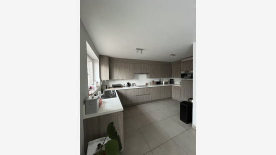 Kerkplein - 12 - 0101 - 8750