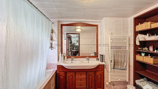 Rue de la Justice - 24 - - 7190