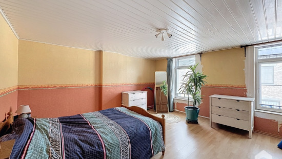 Rue de la Justice - 24 - - 7190