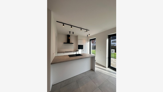 Hoevenstraat - 6 - D - 3920