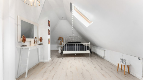 Tunnellaan - 77 - - 9060