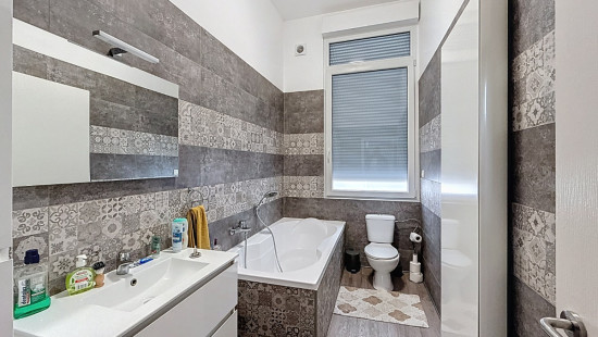 Avenue Jospeh Wauters - 132 - - 7000