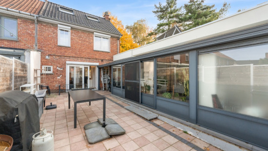 Oud Strijdersplein - 1 - - 9200