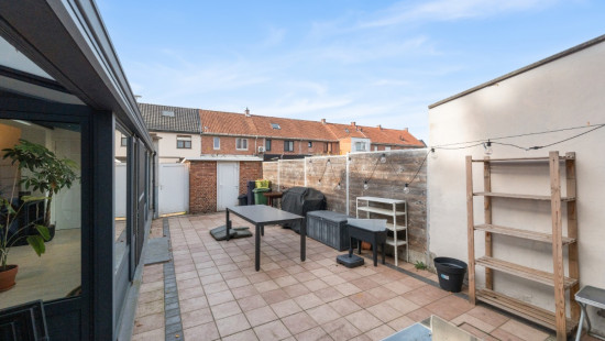 Oud Strijdersplein - 1 - - 9200