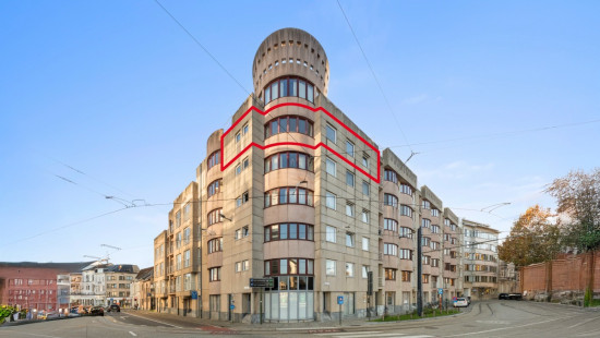 Coupure Rechts - 944 - - 9000